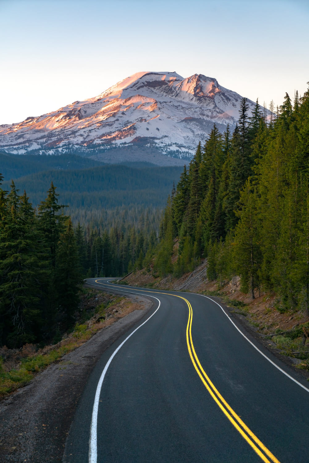 Route vers la montagne